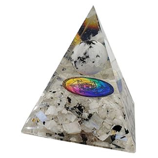 Orgonita Pirámide Piedra Luna con Esfera y Metatrón 7x7 cm.