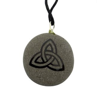 Colgante Trisquel en Piedra Natural Nestinar